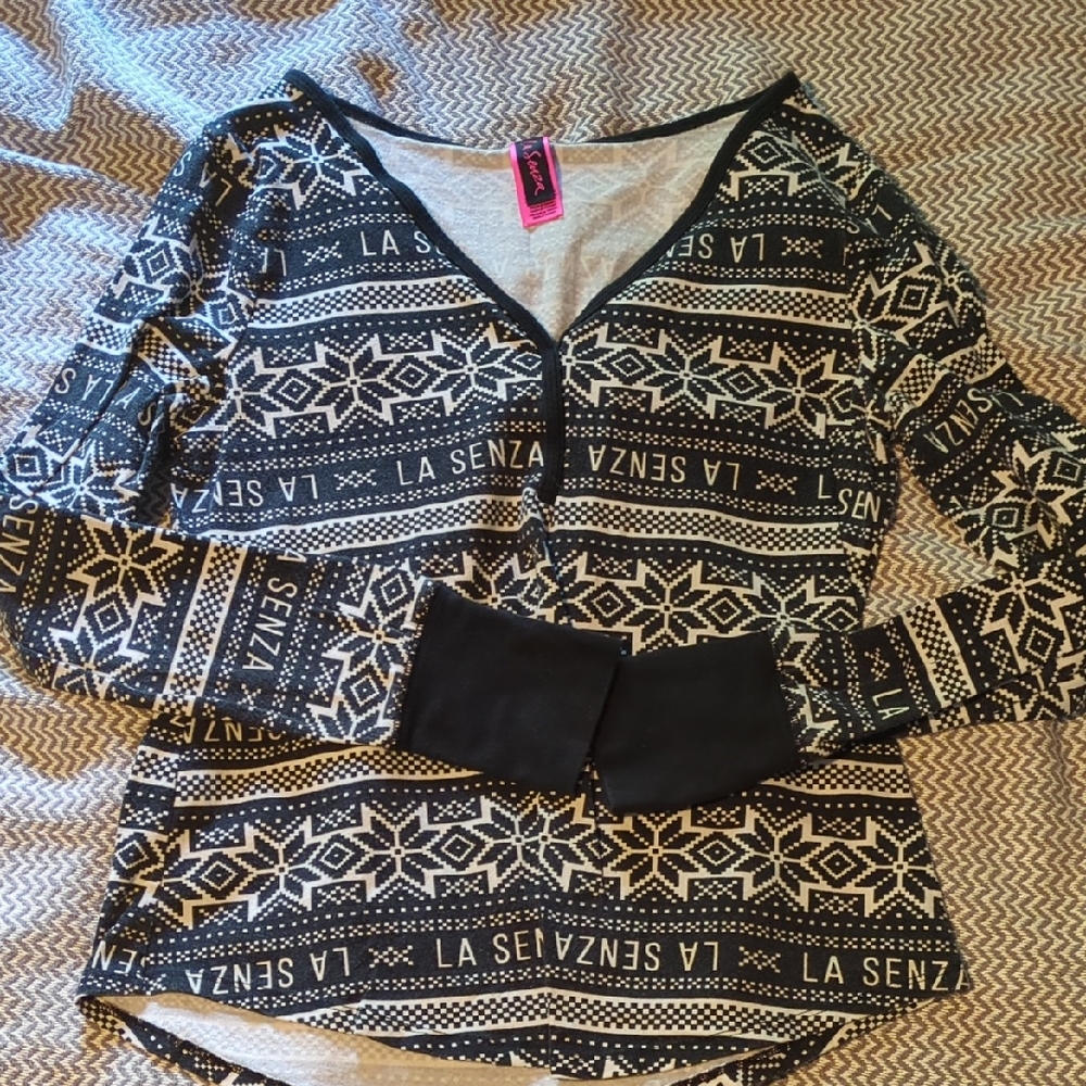 La Senza Geometric Black and White Top